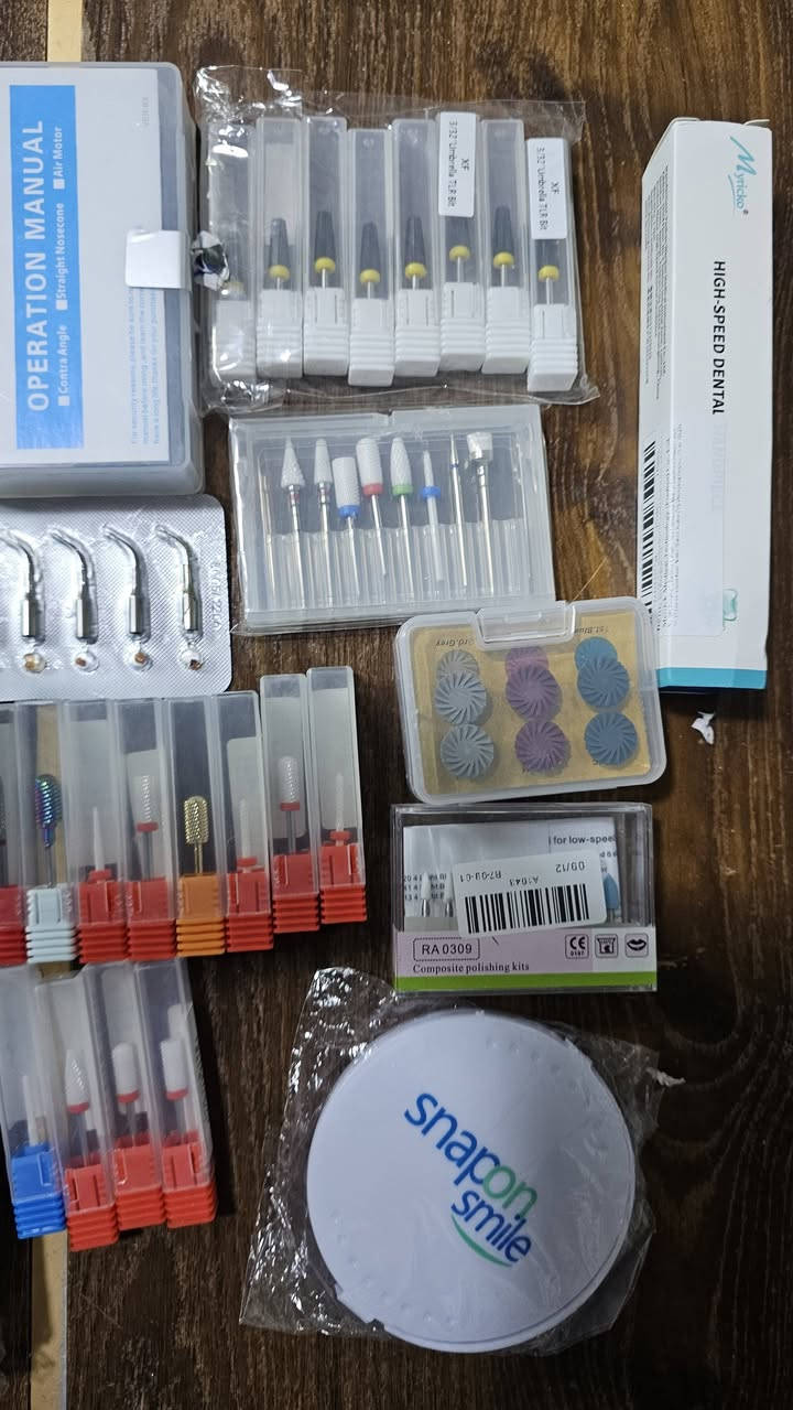 شلعه غراض اسنان هنه اكثر من 30 قطعه احسبلك 30 قطعه اكتب سعرك بالعافيه


**إذا كنت صاحب هذا الإعلان وتريد حذفه لأي سبب، رجاءا أرسل رسالة إلى الدعم الفني**