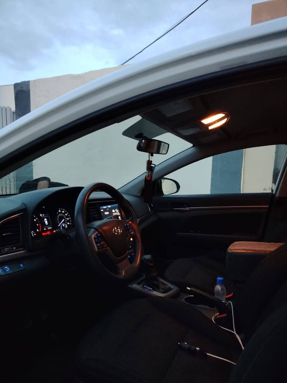 انترا   2018امريكي
ماشيه  100  رقم  اربيل 
 غرامات  صفر 0  شرعي 
بل  موصل  ضرر  جاملغ
 امامي  وربع البونيد 
مكاني  الموصل  الجانب 
الايمن  السعر  135 وبيها  مجال 
***********
