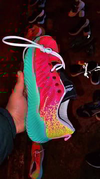 احذية اوروبي • مقاسات ٤٠-٤٦ • ١٠٠قطعة