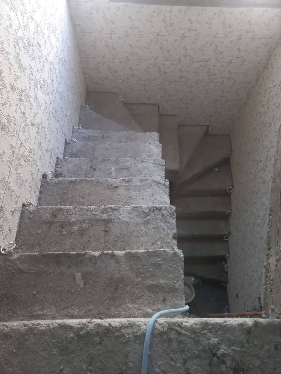 @سلام عليكم خلفة تطبيك سراميك جدران وارضية مرمر كرانيت كاشي بورسلين بايات درج أسعار  مناسبة وشغل ليزر شرط درجة اولة اشتغل كرخ رصافة ***********
