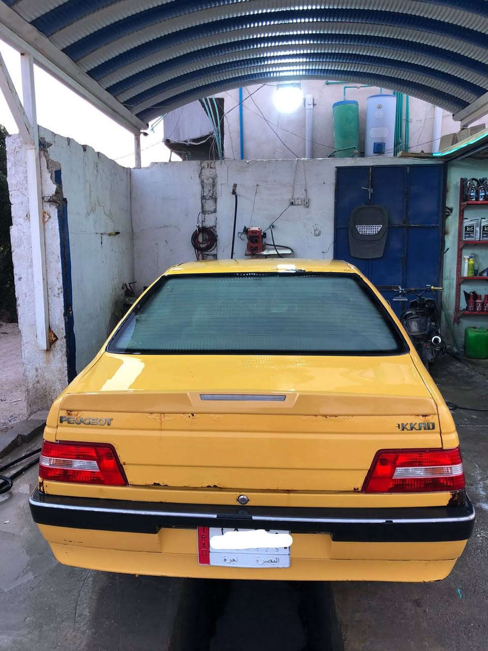 السلام عليكم سياره بيجو 405 موديل 2016 سنويه منتهيه 2021/12/4
الكشر خياسات مبينه بالصور بيها ضربه خلفي وأمامي مصلحه رقم بصره غرامات مصفره حداديه نص عمر مشط جديد 
كفاله مكينه وكير وتبريد السعر 30 ورقه 
العنوان البصره التنومه 
الاتصال على الرقم ***********
