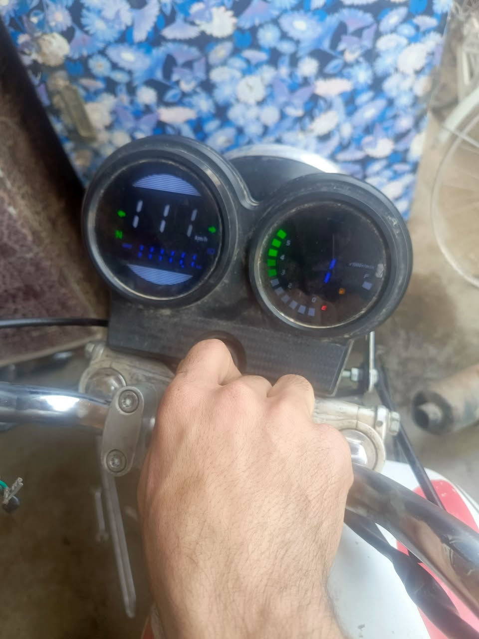 عداد200هيوشا و150ويرهم ايراني200 و150 للبيع خاص او على الرقم***********
