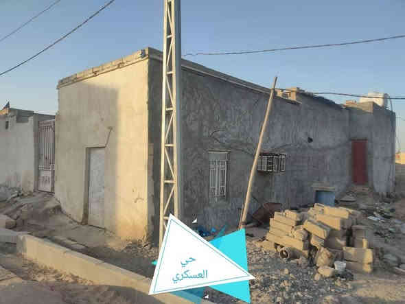 بيت طابو صرف للبيع 
الموقع :الحي العسكري-شارع الاطفاء
المساحة :200م
المحتويات: غرفتين+صالة +ومطبخ +وصحيات +ديوانية 
نوع البناء بلوك + سقف عگاده /الديوانية سندويج
السعر :  56 وبي مجال 
للاستفسار ***********
متوفر واتساب وماسنجر
