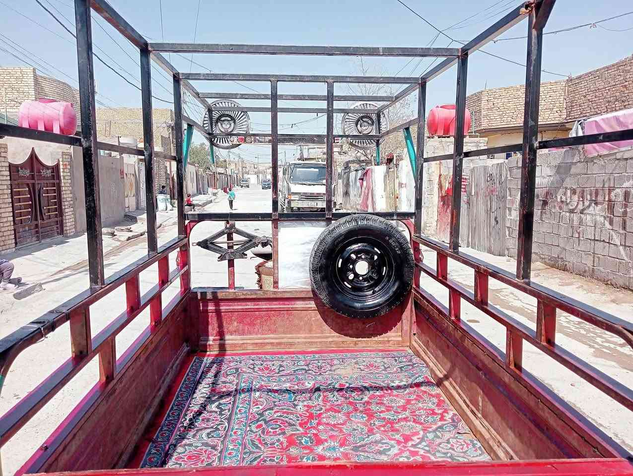 للبيع دايوان 18ومكينة 24  اوراق كاملة مكان بغداد حي انصر السعر 900شراي ينتصل مكلف   ***********
