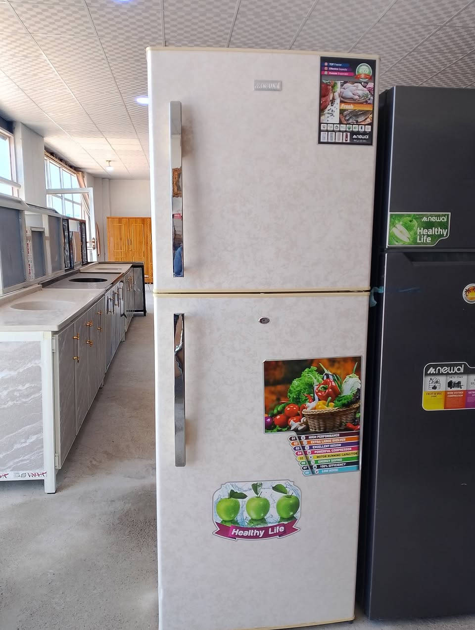 زبائننا الكرام 🌹🌹

✅ تم وصول وجبة جديدة من ثلاجات من شركة نوال التركية كافة الأحجام من 12 قدم إلى  22 قدم من ماركات عالمية  بسعر مناسب (( البيع اقصاد ونقد ))  وبالمواصفات التالية :

ومتوفر مجمدات جديد ومستعمل #وطباخات

متوفر كافة الماركات العالمية والأوروبية 
       
    المواصفات 

• حجم 22 قدم 
• ضوء داخلي
• مدخر للطاقة
• منخفض الضجيج
• تيرموستات قابل لتعديل الحرارة
• سلة خضراوات قابلة للإستخراج

⚠️ لا نتعامل مع المناشئ الرديئة اطلاقاً بل نتعامل مع الماركات العالمية وذات الجودة الممتازة . 

#عنواننا 

جنوب الموصل بلقرب من مفرق الشورة الشارع العام 

معرض الأمير للاثاث المنزلي 

#للطلب والاستفسار الاتصال على الارقام 
***********
‏***********
***********‬‏
#معرض_الامير ….. #خيارك_الافضل

السنا الوحيدين ولكننا الأفضل
