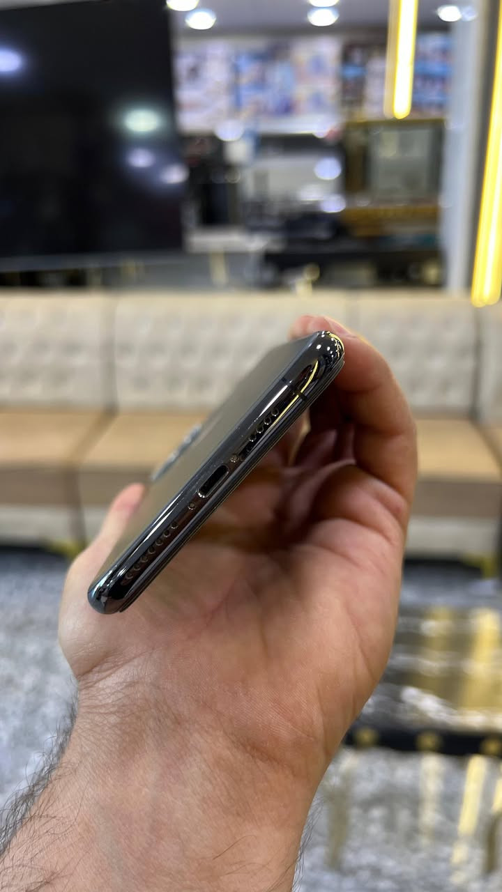 ايفون 11 برو ماكس
ذاكرة 256 بطارية 86 نضيف 
ممبدل بي اي شي 
مرواس ب ايفون اقل منة


**إذا كنت صاحب هذا الإعلان وتريد حذفه لأي سبب، رجاءا أرسل رسالة إلى الدعم الفني**