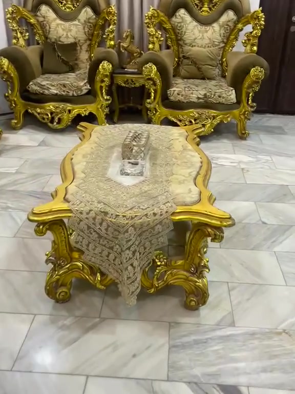 عيد النشر بسبب وعود كاذبة رجاء مو شراي لا ياخذ رقم وجاي وبطريق ماكو عشر مقاعد تخم زان ملكي كبير وطبلة كبيرة وسطية مع اربع طبلات صغيرة مرمر طبيعي مع لوحة كبيرة مع مراءة شلع لااحد يراسلني ع قطعة قطعةلسعر مليون و350وبي مجال مكاني دورة بغداد


**إذا كنت صاحب هذا الإعلان وتريد حذفه لأي سبب، رجاءا أرسل رسالة إلى الدعم الفني**
