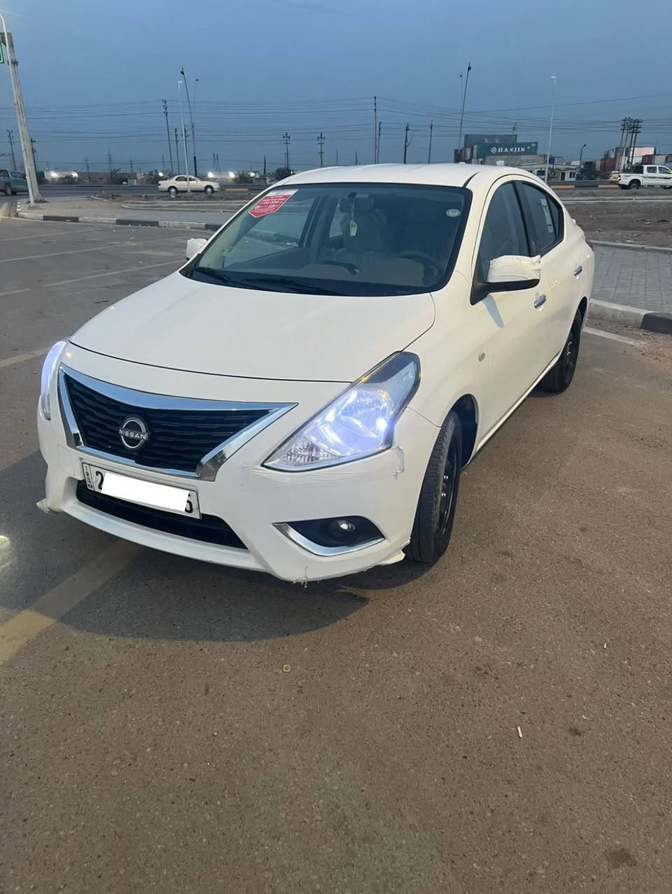 السلام عليكم نيسان صني  هندي باليتة زركة. وشباك جديد  موديل 2024   كفالة عامة   سبيرهة ما نازل ماشية. 29 شركة نور البصرة 
***********  عنواني البصرة. رايدهة ب 127
