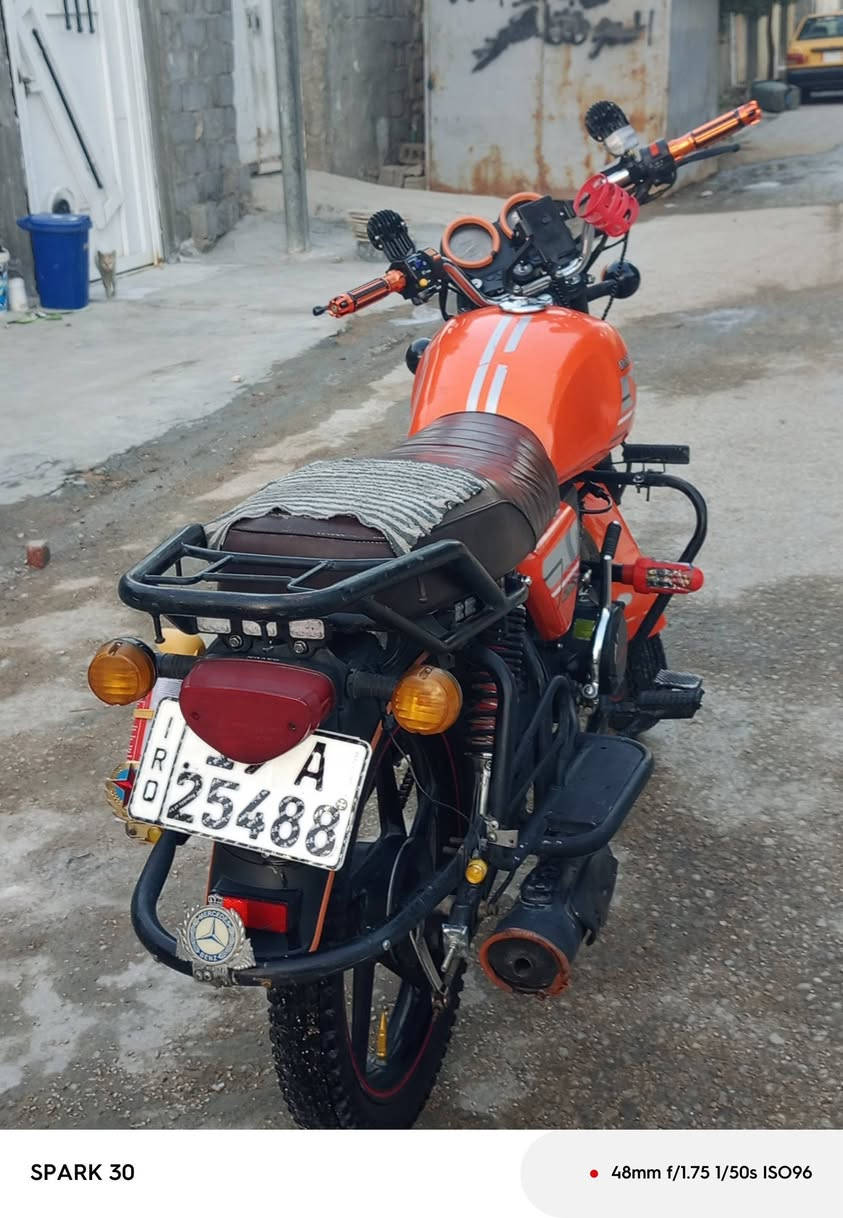 السلام عليكم دايون مديل 22 للبيع مرقمه باسمي تحويل شوكت متريد 
كامله مكمله من كهربائيات من سلف.  محرك. جديد صاله شهر ونص من شديده.  كتابه حمره 200cc.  رايده ب 2350 . ***********
