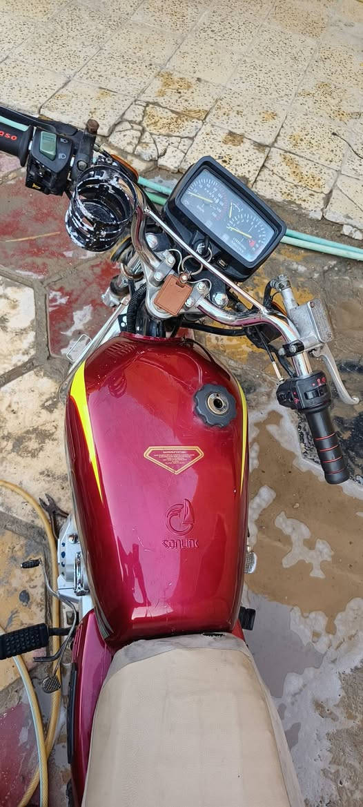 السلام عليكم
سيفان ٥ كير ٢٠١٩ اوراق اصولي كمرك مدفوع 
لاتنقيص ولاتبخير 
شلعه تشك الكاع 
مكينه ناعمه خير من الله 
كهربائيات كلهة شغاله سلف نص نكره 
 عوزه باتري وشوي ترتيب فقط 
للبيع فقط 
بغداد ناحية الوحدة قرب مجمع بسمايه 
*********** واتساب
