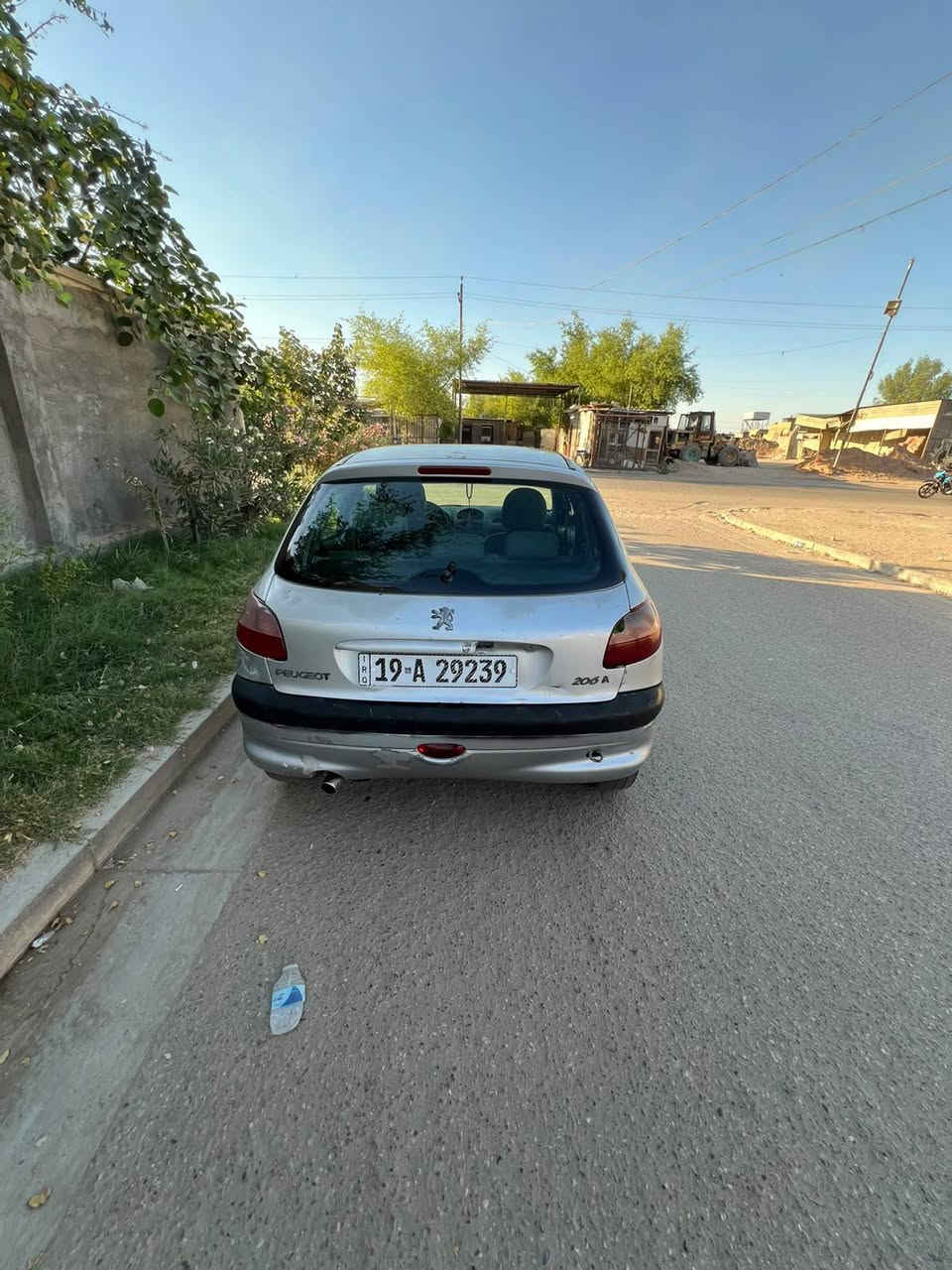 بيجو فرنسي موديل 2009 حجم 206 كير مكينه مال حاويه جدد سيارة كلها بلاديه بدون صبغ بيها جاملغ امامي جهة السايق بيه بارد . رقم انگليزي كربلاء  بسمي هزة جديدة وسنويه لغاية 2030  مكانها بغداد الشعب سعرها 35. بيه مجال.‏‪***********‬‏
