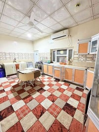 🔷(بيت + مشتمل للبيع )🏡طابقين //يقع البيت على شارع (15) متر //  🌀المساح...