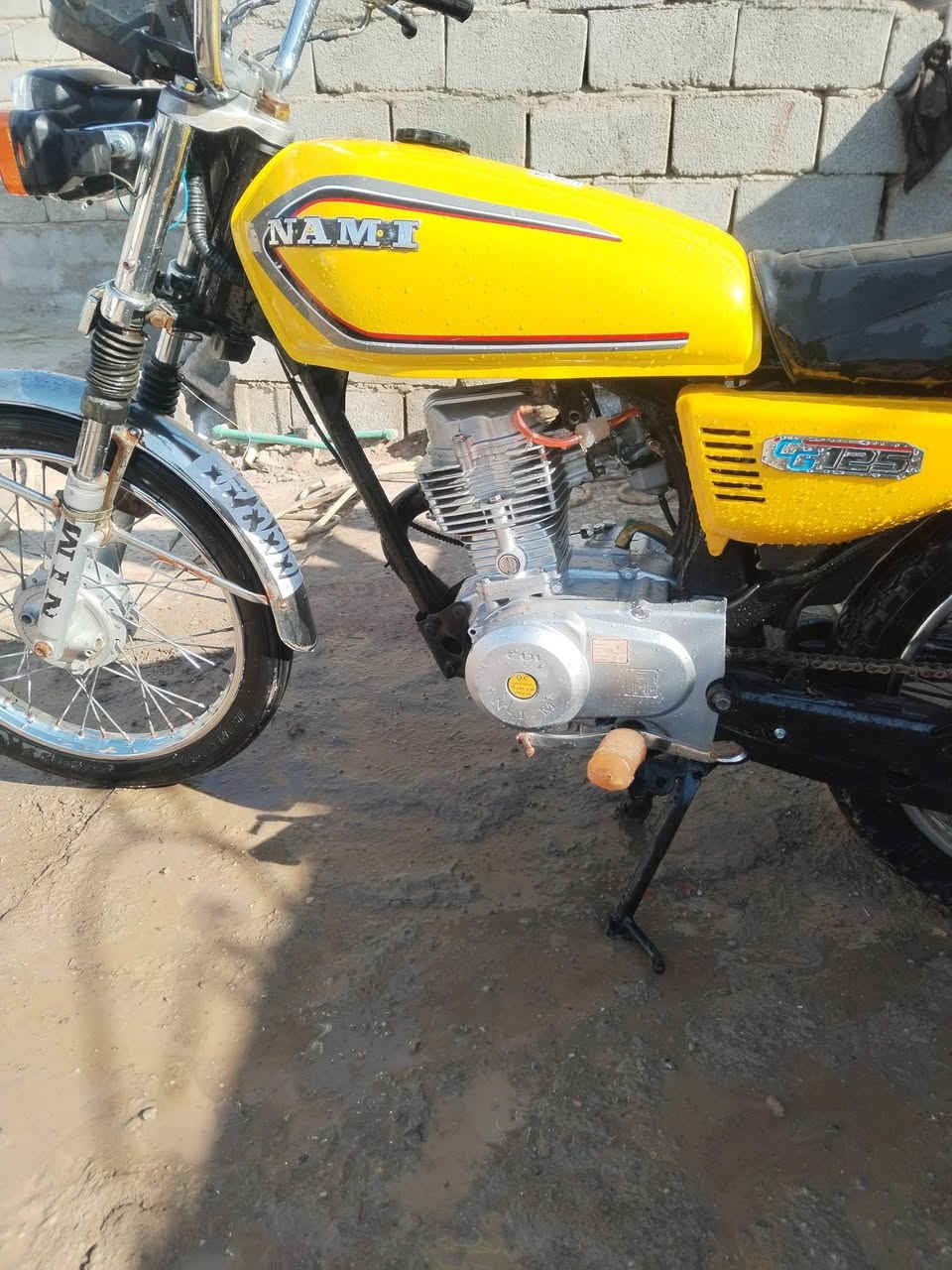 ياالله يامسهل لامور
دراجه لبيع ارشه وراق اصولي 2019
كهربائيّة كله شغاله مكينه ناعمه 
دراجه جاهزه مكاني الكوت شارع النفط 
السعر 500بيه مجال الطيبين  ***********
اشعندك مراوس نزل بل تعليق
