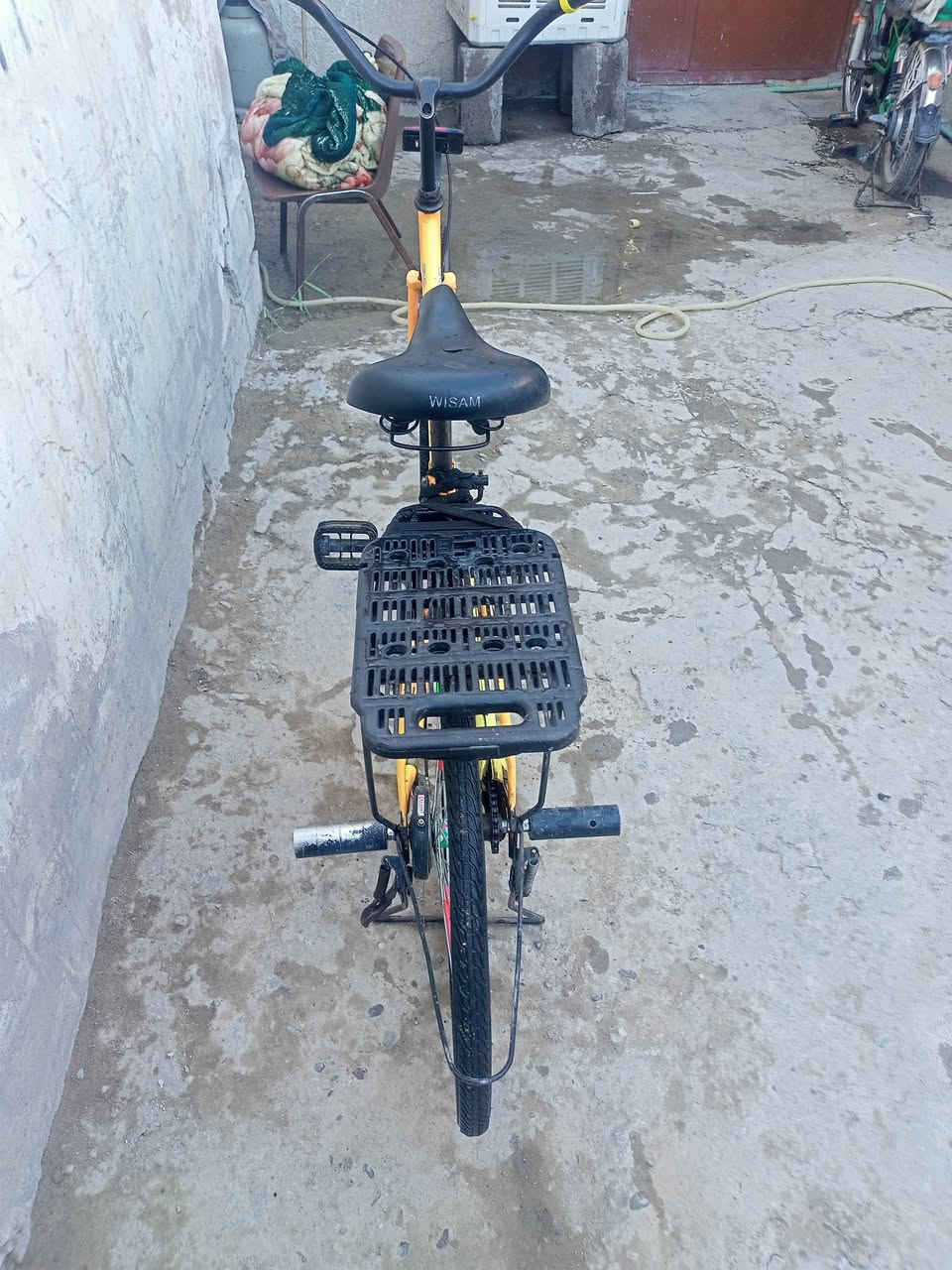 سلام عليكم عندي باسكل البيع مستعجل عله بيعته حجم26مديل 2024بناتي مكاني بغداد المعالف السعر 100وبي مجال


**إذا كنت صاحب هذا الإعلان وتريد حذفه لأي سبب، رجاءا أرسل رسالة إلى الدعم الفني**