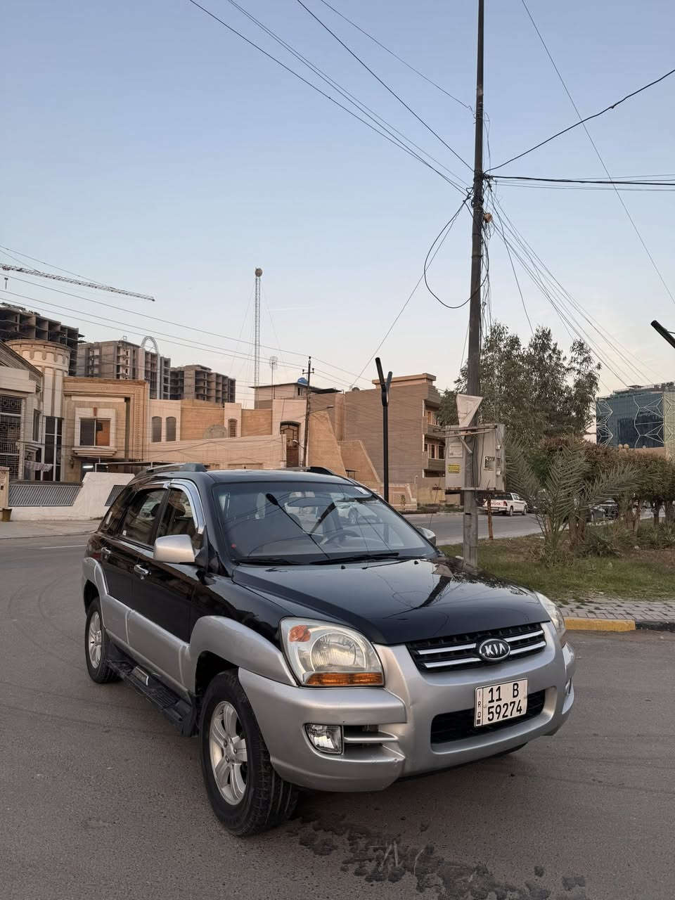 سبورتج 2008 موصفات عادية 
مصبوغة حزام  جمالية بدون دواخل 
السيارة جاهزة مابيهة نقص ونضيفة مال جناي 
كير محرك صدر كلة ممتاز محرك شادلهة مال حاوية قبل شهر 
رقم بغداد باسمي 
السعر 99$ورقة مع المجال البسيط سعر مناسب 🔥🔥
العنوان بغداد الكرخ (الحرية) 📍
لتواصل *********** يوجد واتس
