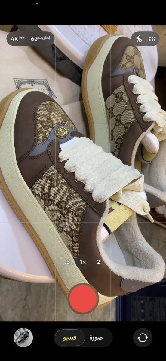 بوتين GUCCI أصلي وكالة ال لباسه  يعرفو ✨
جلد + قماش مونوغرام، مريح وفخم 
لون بني × بيج
قياس 41
قيم بمايرضي الله واخذه 
📦 متوفر توصيل بغداد ومحافضات


**إذا كنت صاحب هذا الإعلان وتريد حذفه لأي سبب، رجاءا أرسل رسالة إلى الدعم الفني**