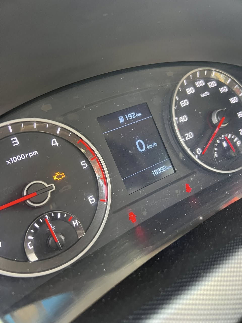 عالي مسكر موديل 23 فول وربع 6دكم رادارت +كامرات  امامي خلفي بلادي تبريد بيانو  رقم بغداد بسمي ماشيه 18الف اخت الزيرو السعر 260 وقابل للتفاوض مكاني ديالى بعقوبه الصناعه الثالثه ***********. بشرط التحويل مابيع إذا مو تحويل
