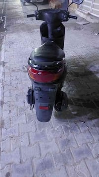 دراجه بريز للبيع مكاني صليخ سعرها 550 رقمي 07735932159