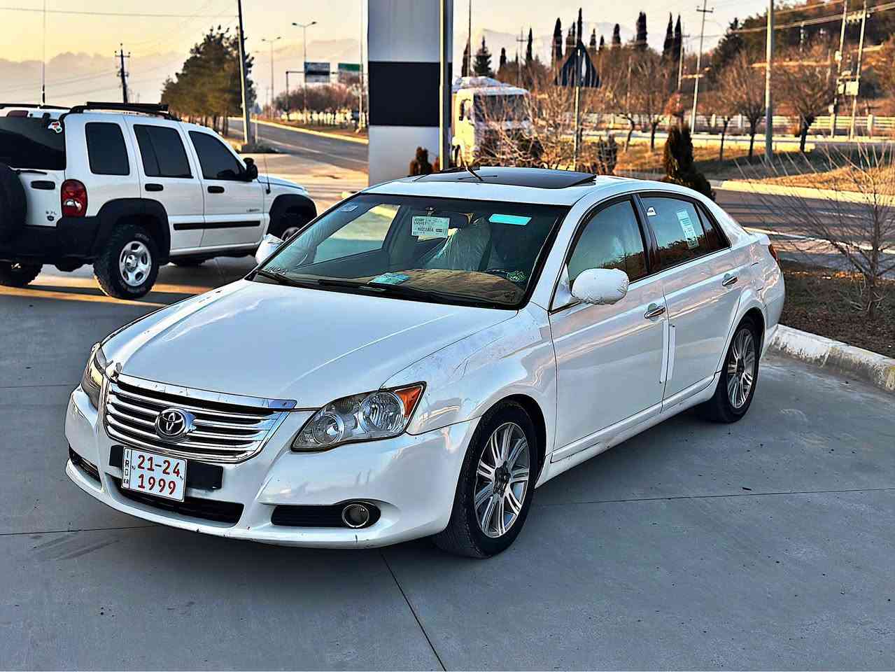 بەناوی خوای گەورە و میهرەبان
تۆیۆتا ئەڤەلۆن ٢٠٠٩  خلئجی موس
سەیارەمە تەنها موسە و فول مواسەفاتە
بەسمە و پەردە و کوشن سارد و گەرم ناو زەرد
دەحم و لێدراو ماڵی مەدەنی گێڕ مەکینە بەشەرت
سەیارەکە بێ چاڵ و شوخت و بێ مەسرەفە
-
نرخی ٧٣ و محامەلە
شوێن قەڵادزێ - 
کۆرەک ***********
ئاسیا*********** بشدار, السليمانية
