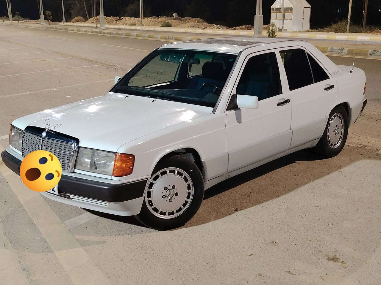 سلام عليكم مارسدس طيران ١٩٠ للبيع محرك وكير جديد ٤سلندر عنكبوت سيارة بلادية بس قطة صبغ بيهة سنوية لئ ٢٠٣٠      رقم الهاتف *********** سعر ٦٥$
