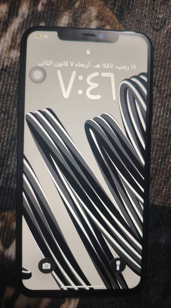 ايفون 11برو ماكس
نضافه 95٪
ذاكره 256
بطاريه 82بلاديه 
مبدل شاشه اصلي فقط 
جهاز جديد كلش 
الي يريده 
***********
