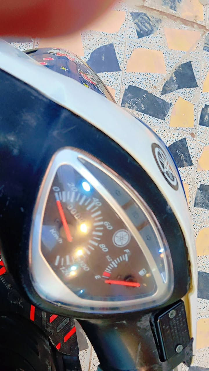 طبعن من رخصة صاحب الكروب سلام عليكم دراجة ماكس للبيع او مرا وس حسب القناعة الدراجة كلهة ختم واحد عدا الكفر الامامي لأن نكسر وبدلتة طبعن الدراجة تخبل لاتنقيص ولاتبخير طبعن المكينة مامفتوحة  محرك اكسل يخبل الدراجة معدلهة يشك شك مكاني ديالئ بعقوبة السعر 650 وبيهة مجال إذا مو شراي لاتعبني الرقم للتواصل ***********🥰
