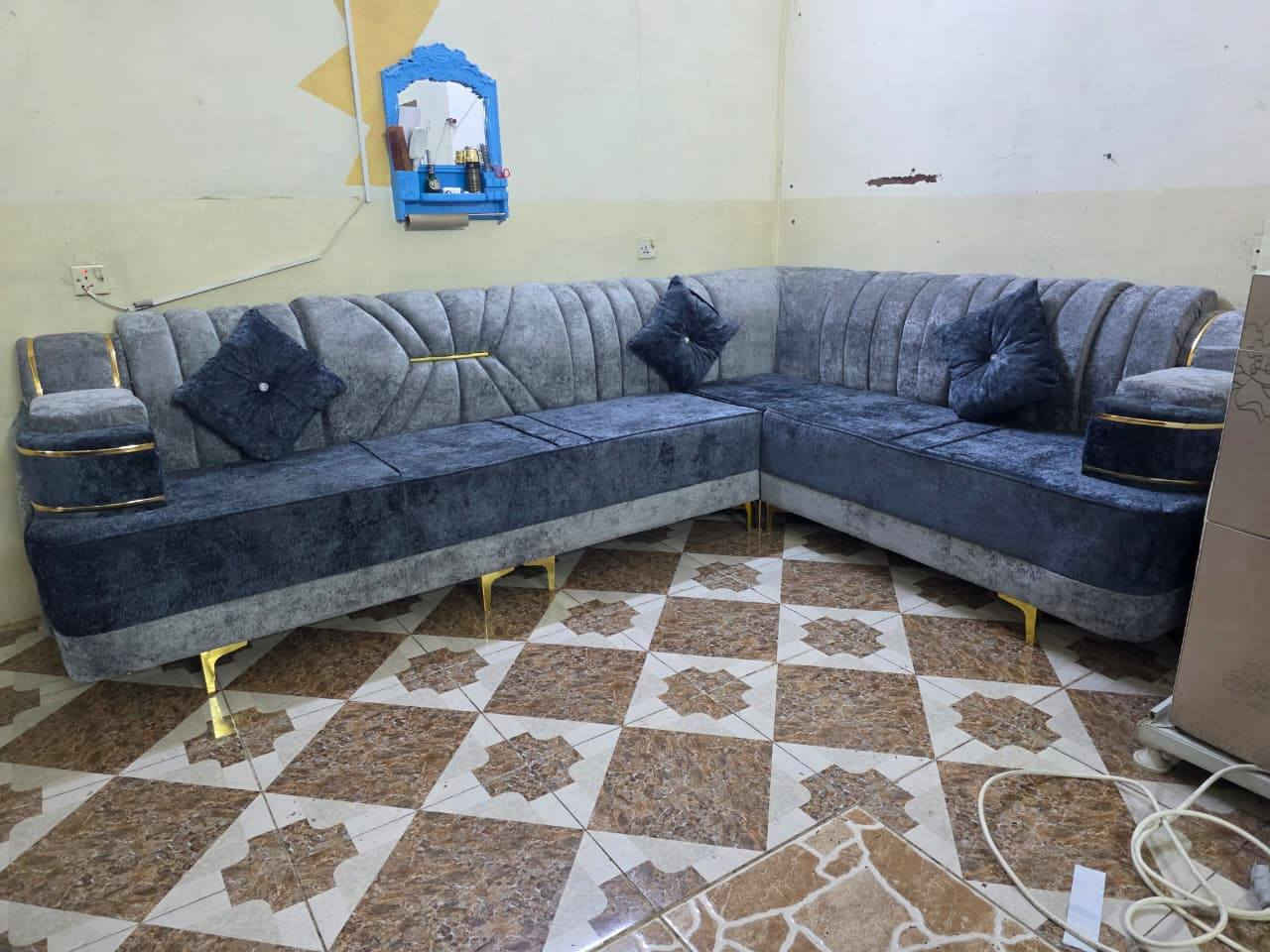 يعلن معرض اسطنبول عن بيع جميع موديلات الدواوين واسعار تنافسيه 
مع عمل درجه اولى والضمان 
ميسان قطاع 28
معرض اسطنبول 
*********** عمارة, ميسان
