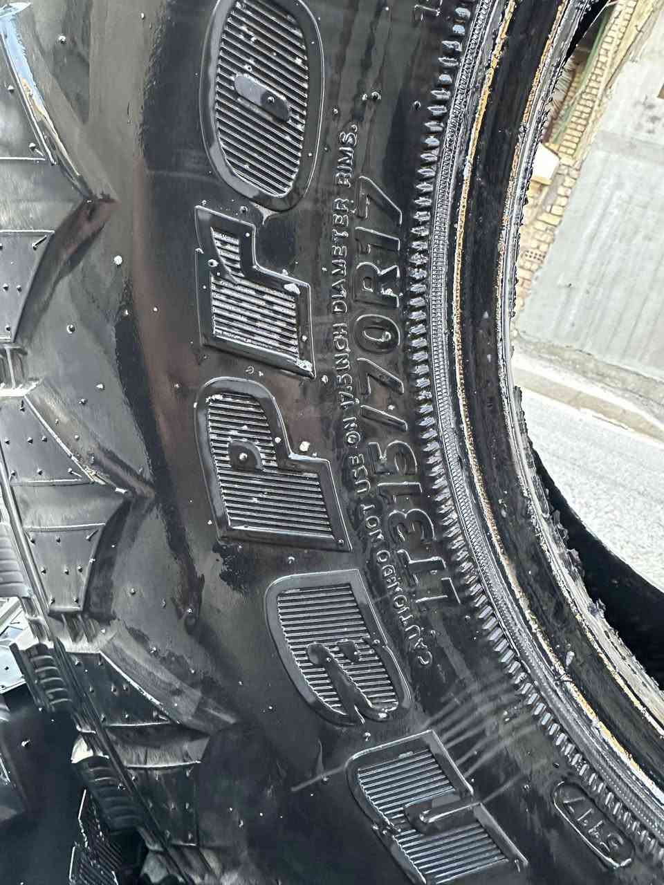 تايرات جبلي 17 دوج رام للبيع 
بغداد ***********
