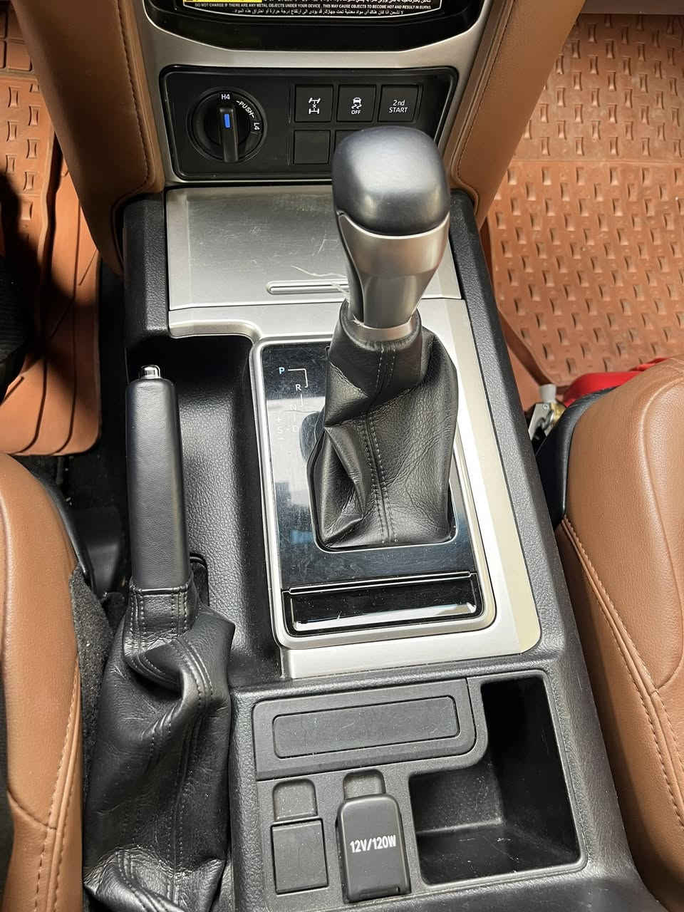 برادو 2022 للون اسود مواصفات TX-S ماشيه 52 الف فور ويل سبير تعليك باب خلفي رقم شمالي انكليزي السعر 5 شدادت وبيها مجال *********** @إشارة
