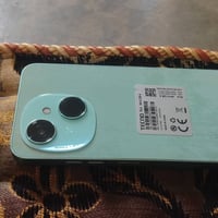 موبايل للبيع بيه شرگ بل شاشه فقط بطارية %90 سعرو 90 وبيه مجال الاتصال ...