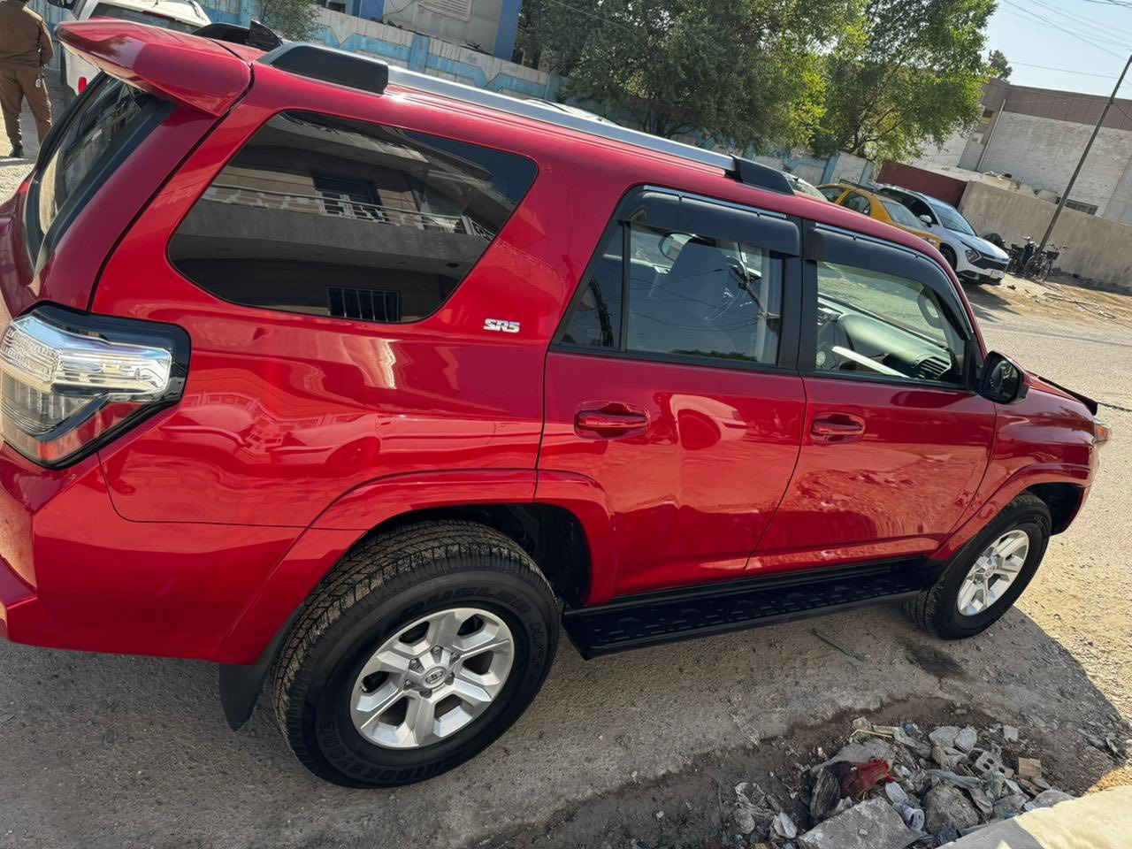 TOYOTA  4RUNNER 2021 اSR5 Premium❤️
~ تويوتا 4   JTEMU5JR8M5932371  
~ وارد أمريكا  
السعر290💵$
~ موديل 2021
~ محرك 6 سلندر  / V6 
~ مواصفات SR5 فول 
~ بصمة 
~ شاشة كبير  
~ كاميرا 
~ كشن جلدة كهربائية 
~ كشن هيترة   
~ ويل كب كرومة 
~ حجم تايرات ١٧🌀
~ ( ٥ )خمسة راكب 
~ ماشي 39الف ميل 
~ إيرباگ ستيرن راجع  شركة 100%  💯
‏بغداد حي أور معرض نور الهدى

***********
