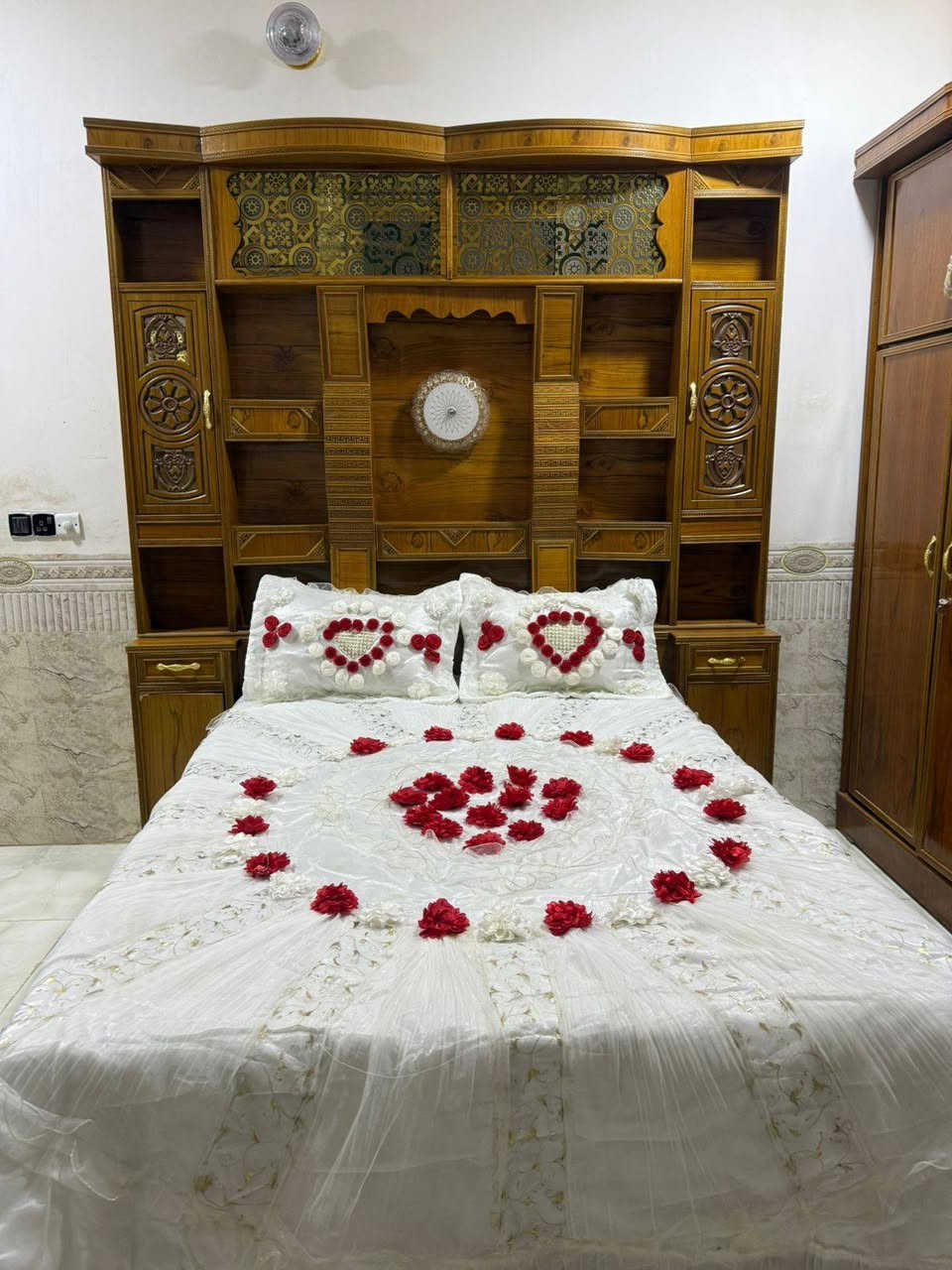 غرفه خشب عراقي نضيفه كلش السعر 850 بي مجال العنوان تاميم بالدواجن


**إذا كنت صاحب هذا الإعلان وتريد حذفه لأي سبب، رجاءا أرسل رسالة إلى الدعم الفني**