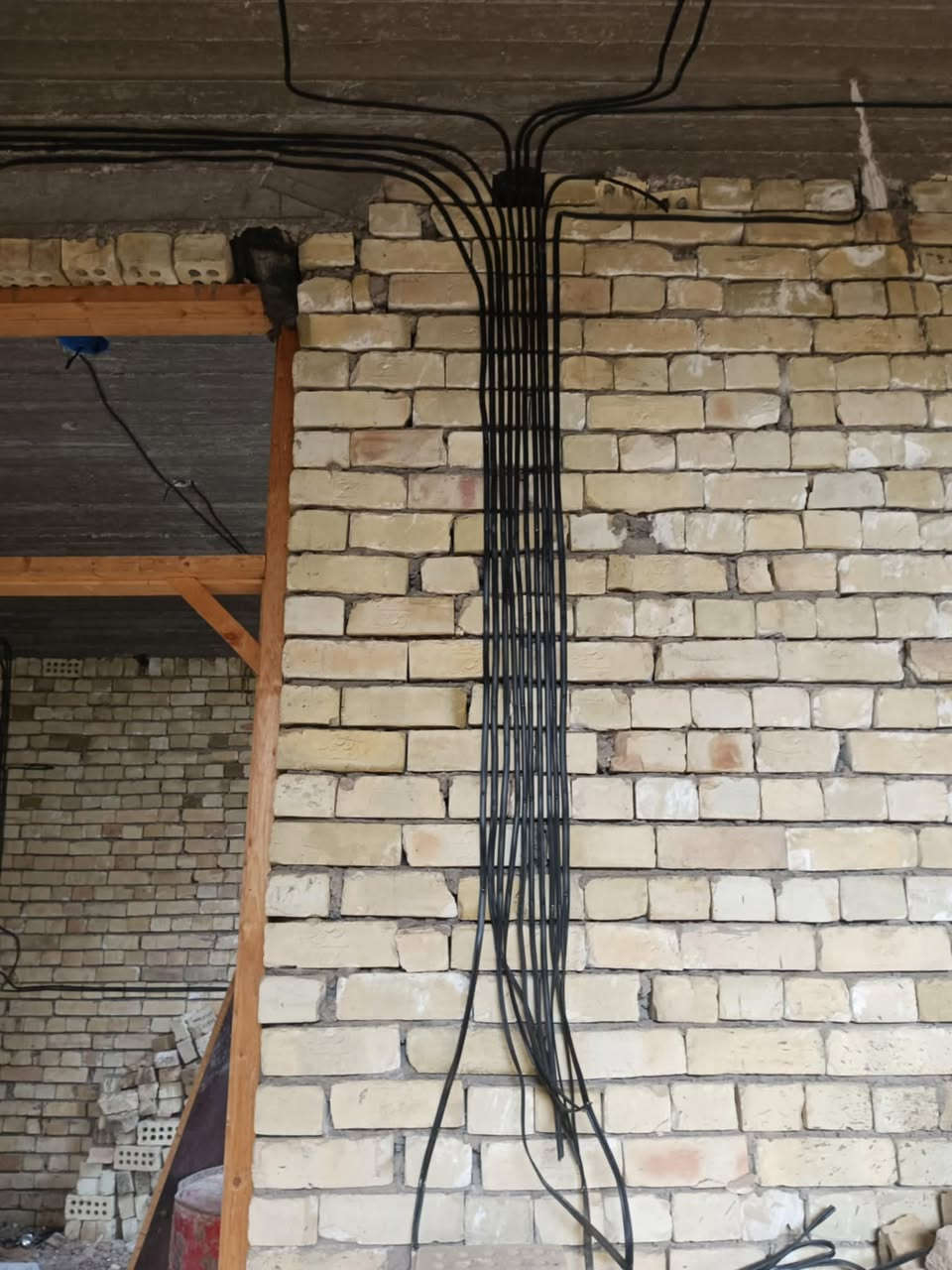 أبو محمد تأسيس كهرباء ماء مجاري ،بأسعار مناسبة وتقنيات، مع ظمان العمل للتصال،***********,
