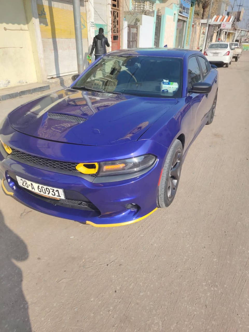 سلام عليكم جارجر للبيع2021
فول مواصفات عدا الفتحه 
ضربتها فقط بالتكمه شبر تقريبا 
مصبوغه صبغ عام 
رقمها نجف 
تحويل ثاني يوم 
سعر ١٥٠ 
***********
