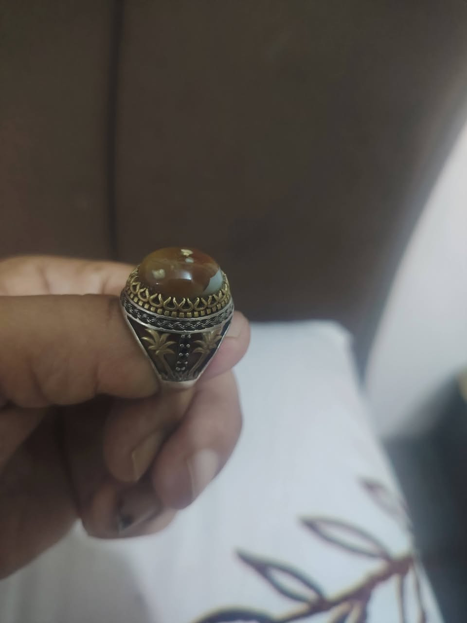 السلام عليكم قيم وخذ حجر فول بس الي يعرفه ويعرف قيمته يعرفه شنو


**إذا كنت صاحب هذا الإعلان وتريد حذفه لأي سبب، رجاءا أرسل رسالة إلى الدعم الفني**