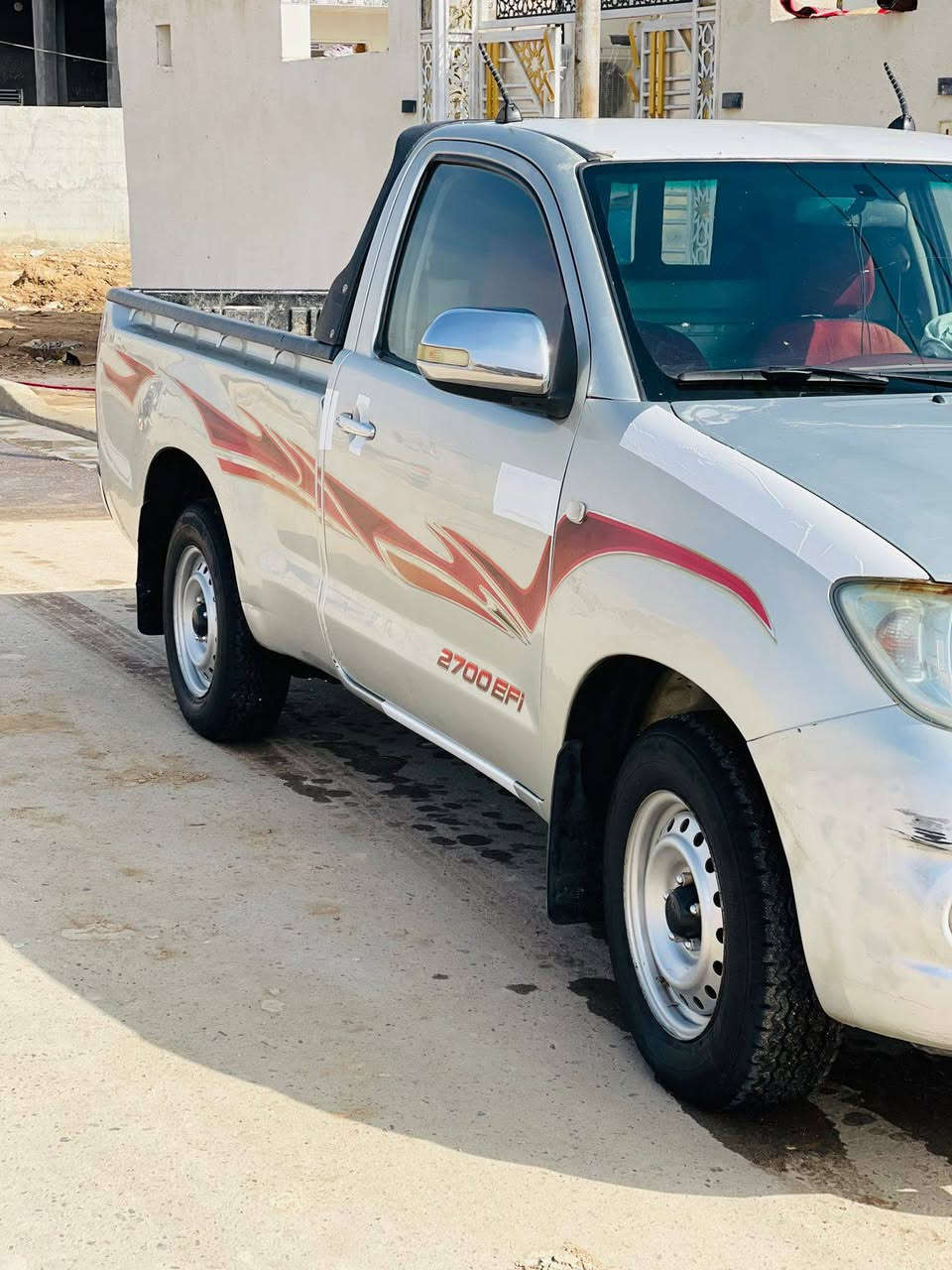 سلام عليكم سياره فلاونزه موديل 2011كفاله عامه مكان سياره ميسان رقم الهاتف(***********)(مكلف بل نشر)
