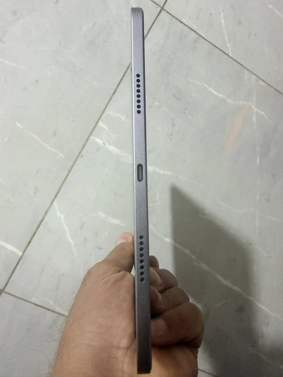 iPad M2 128GB
بطارية 98
عدد دورات الشحن 155
نظافة 99%
موضح بالصور الفحص والبطارية وعدد دورات الشحن وتحديث اخر تحديث 
مكان بغداد
كامل ملحقاتة مع حافظة 
السعر 775 مكان بغداد بي مجال قليل
***********
