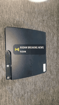 بلي 3 نضافه فول نضافه 100/99 مستعمله اسبوع و بيها 28 لعبه و معاها يدتين اصليات ابلوتوث و ما مفتوح جديده لوك للستفسر على واتساب *********** 😍 او مراوسه بي لابتوب او حاسبه 😍
