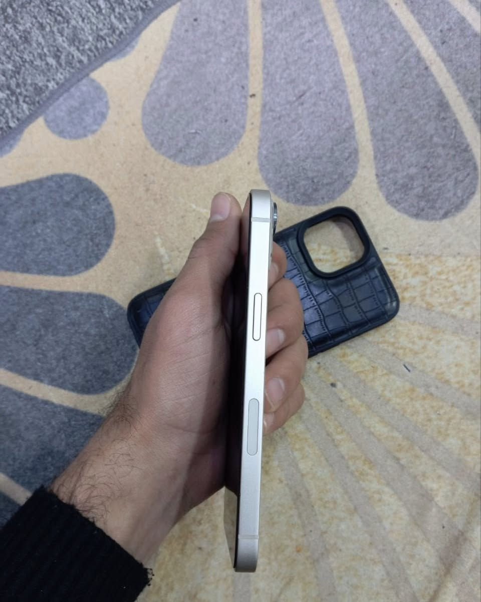 سلام عليكم
جهاز ايفون 13 عادي 
مبدل بي شاشه 
بطاريه 73 
ذاكره 128
جهاز نضيف من كلشي 
ادفع سعرك


**إذا كنت صاحب هذا الإعلان وتريد حذفه لأي سبب، رجاءا أرسل رسالة إلى الدعم الفني**