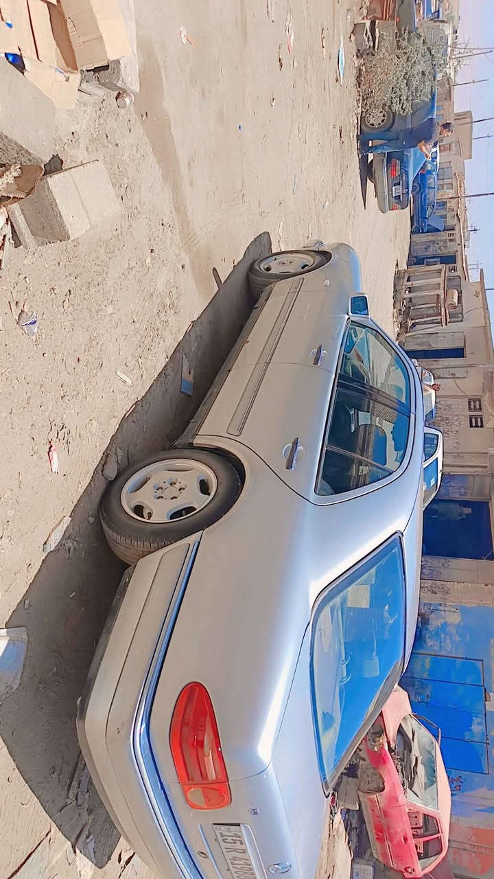 السلام عليكم مارسدس ام اعيون رقم أنبار إنكليزي موديل 96 كير محرك شرط 320 ستة سلندر تبريد ويه الاسويج شرط التحويل ماابيع وكالة بس تحويل المكان سامراء حي الزاعه السعر 80 ورقة وبيها مجال اي استفسار هذا رقم صاحبها خابره وتفق وياه ‏‪***********‬‏ السياره مال جناي

