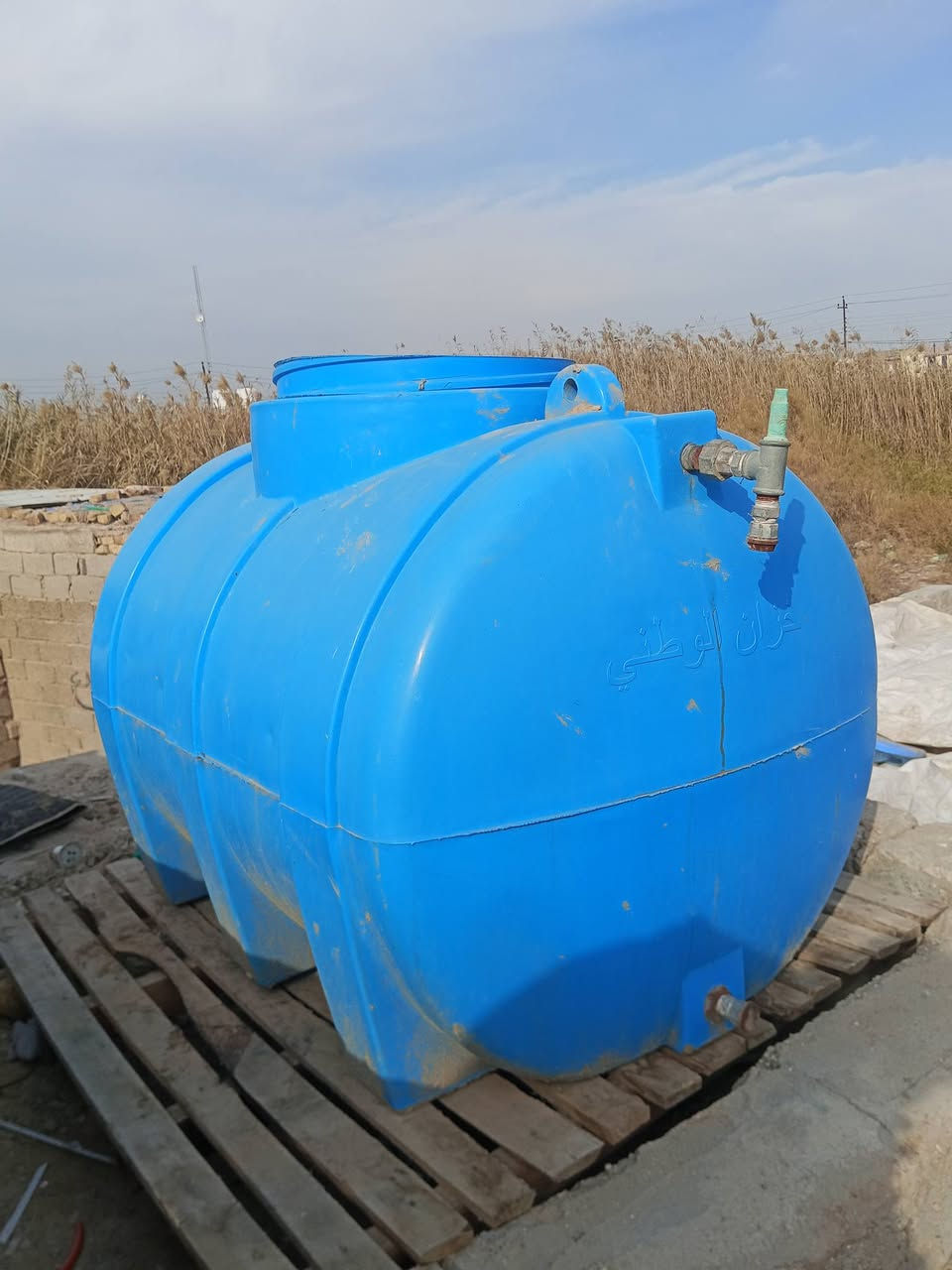 تانكي نضيف للبيع
جديد اشتعمال قليل 
مكاني حي الفرات
السعر55 بي مجال
الرقم ***********
