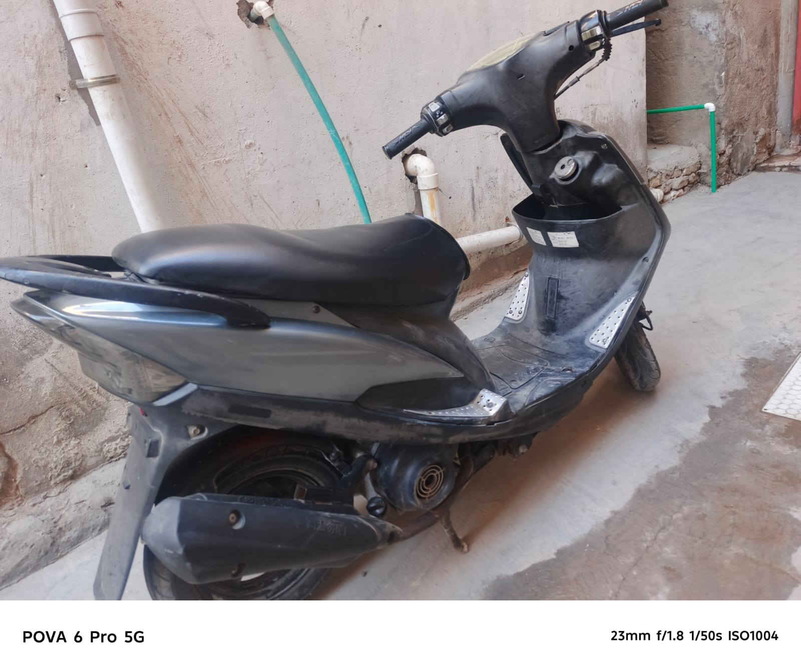 سلام عليكم دراجه ماكس عدله لبيع كلشي شغال بيه سعر 800 وبيه مجال عنوان بصره تنومه ***********
