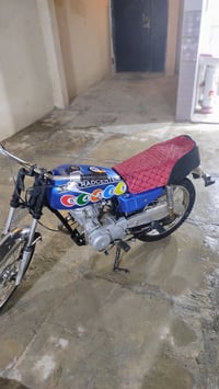 دراجه يرواني ادوات مكفوله من بوكه دراجه تسوه400 ( 07708082124