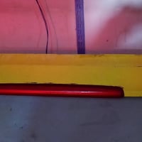 جنح بريجو  عدد 2 نظافه بدون ضرر لون فيروزي وصفر. للبيع بسعر مناسب 0772...
