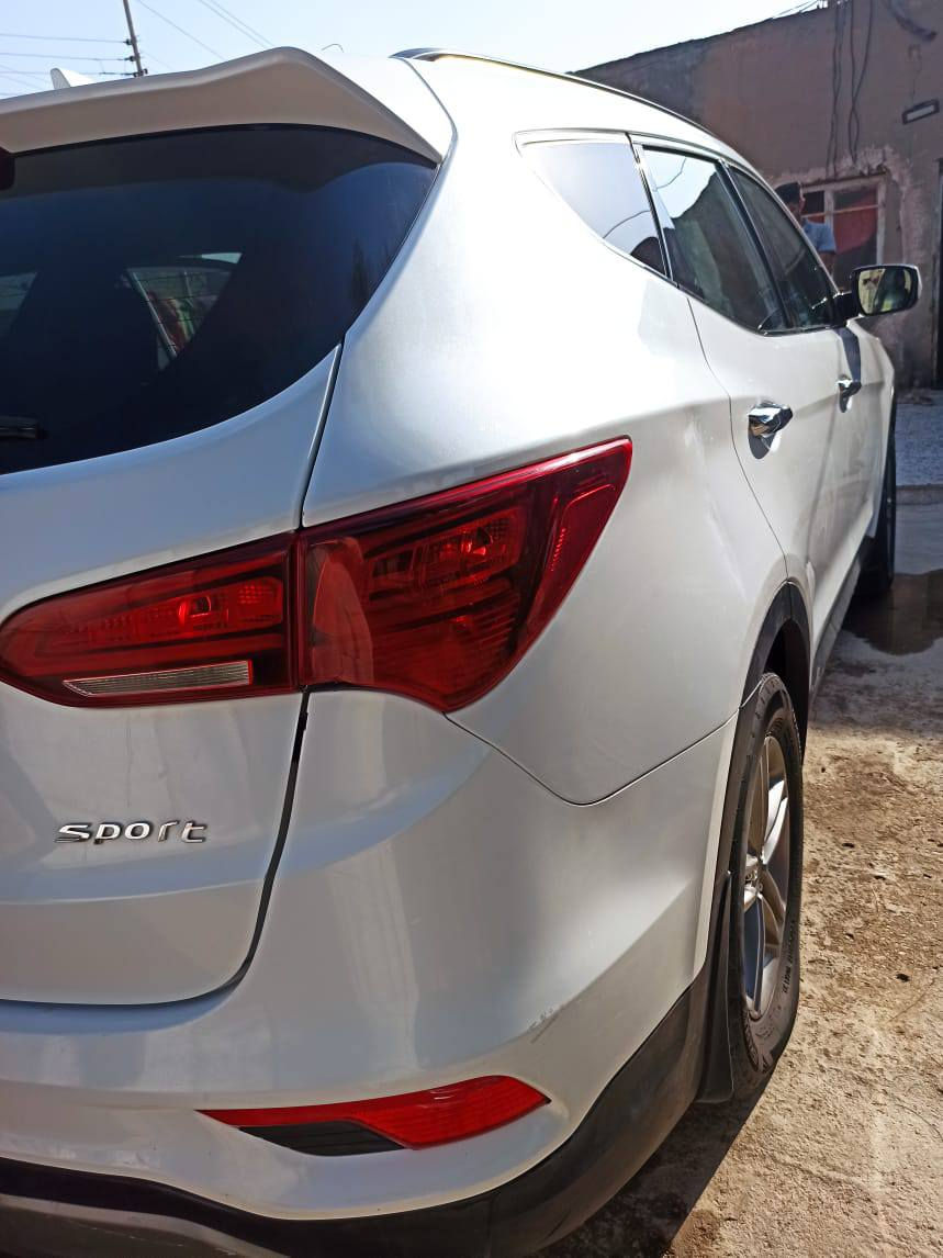 سنتافي سبورت 2017أمريكي خمسه راكب محرك 2400الضرر جاملغ خلي السائق وبيها رصعات بارد  خفيفه ماشيه 58ميل محرك كير برغي مامفتوح بيها تحكمات الشاشه لمس مانع نزلاغ وانحدار تبريد شغال تحويل في اي وقت تريد السعر 157وبيها مجال بصيط التواصل ***********
