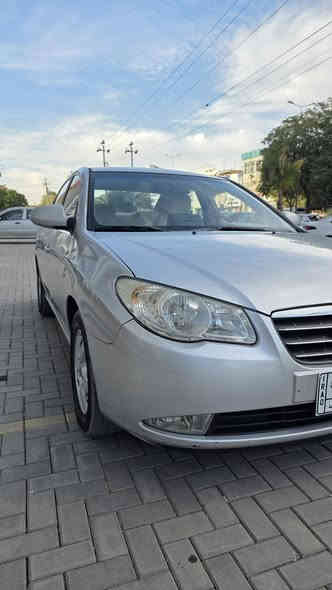 ئاڤانتی ٢٠٠٩
بڕاوە دەرەوەو ناوی وەکو شوشە وایە
سەیارەکە زۆرپاکو جوانە
گێڕو مەکینەی بەشەرت
بێدەعم و لێدراوی حیزام بۆیاخ
سەقفی وەکو شوشە وایە 
سعری ٤٧ مەعامەلە
شوێن کەلار 
***********
