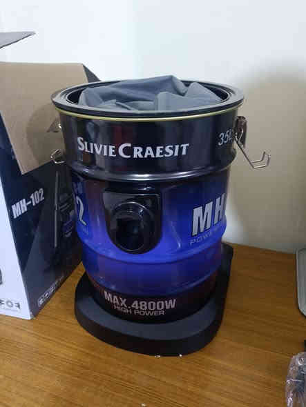 ادم للبضاعه الاوربيه/ الكوت 
عرض راس السنه  السعر اول صوره 
مكنسه  ام السطل 
توجد خدمه توصيل إلى جميع محافظات العراق الحبيب 
5 الف 
للحجز والتوصيل راسل الصفحه او اتصل ع ***********
*********** واتساب
