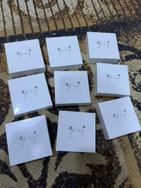 سماعات • جدد • توصيل