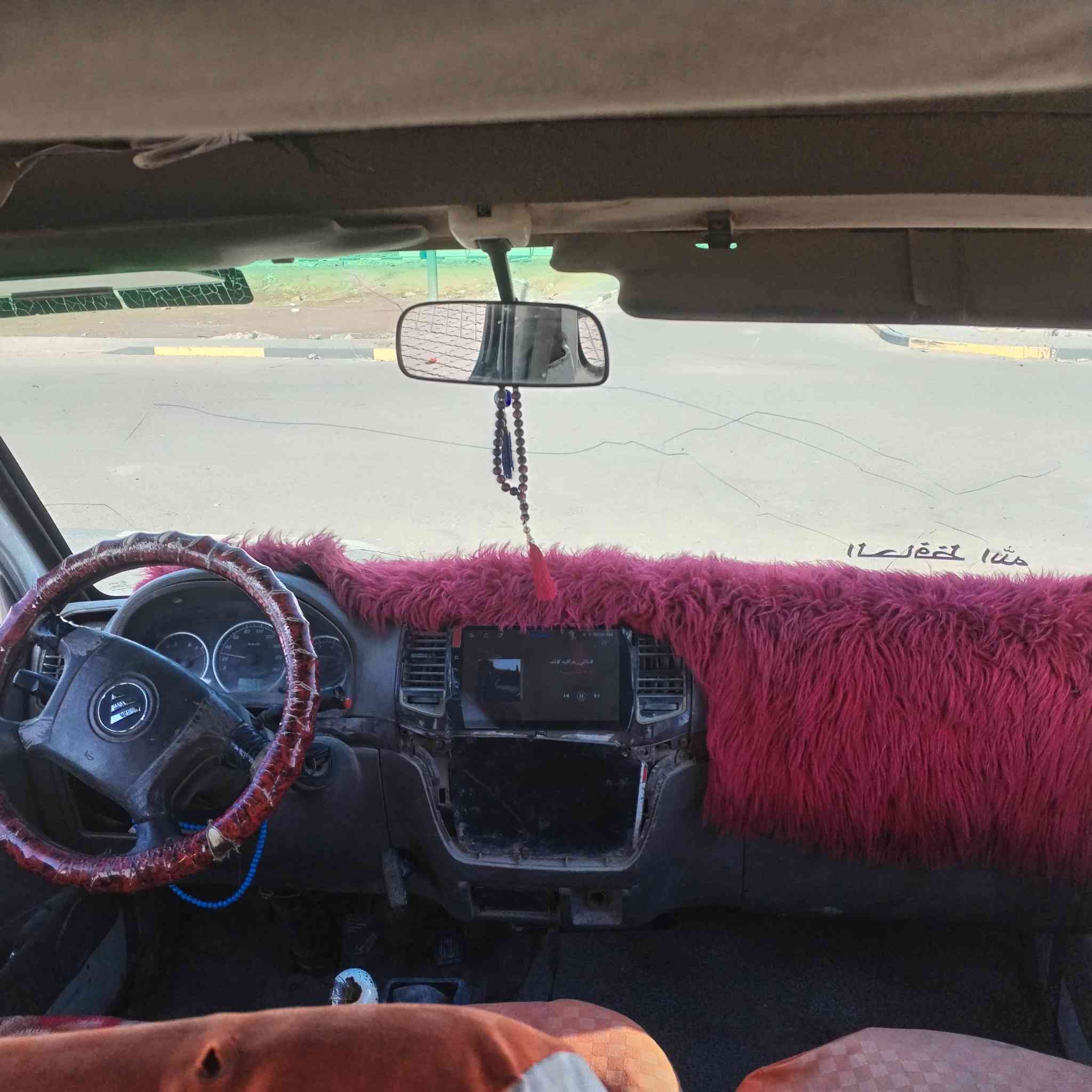 سلام عليكم فتون2014موصليه السياره بيه مكينه ونجي 4كير اوت السياره ما ناقصه شي تجي شوفه بعينك مكان السياره بصره قضاه شط العرب بل صالحيه السعر 30وبيه مجال الطيبين ***********
