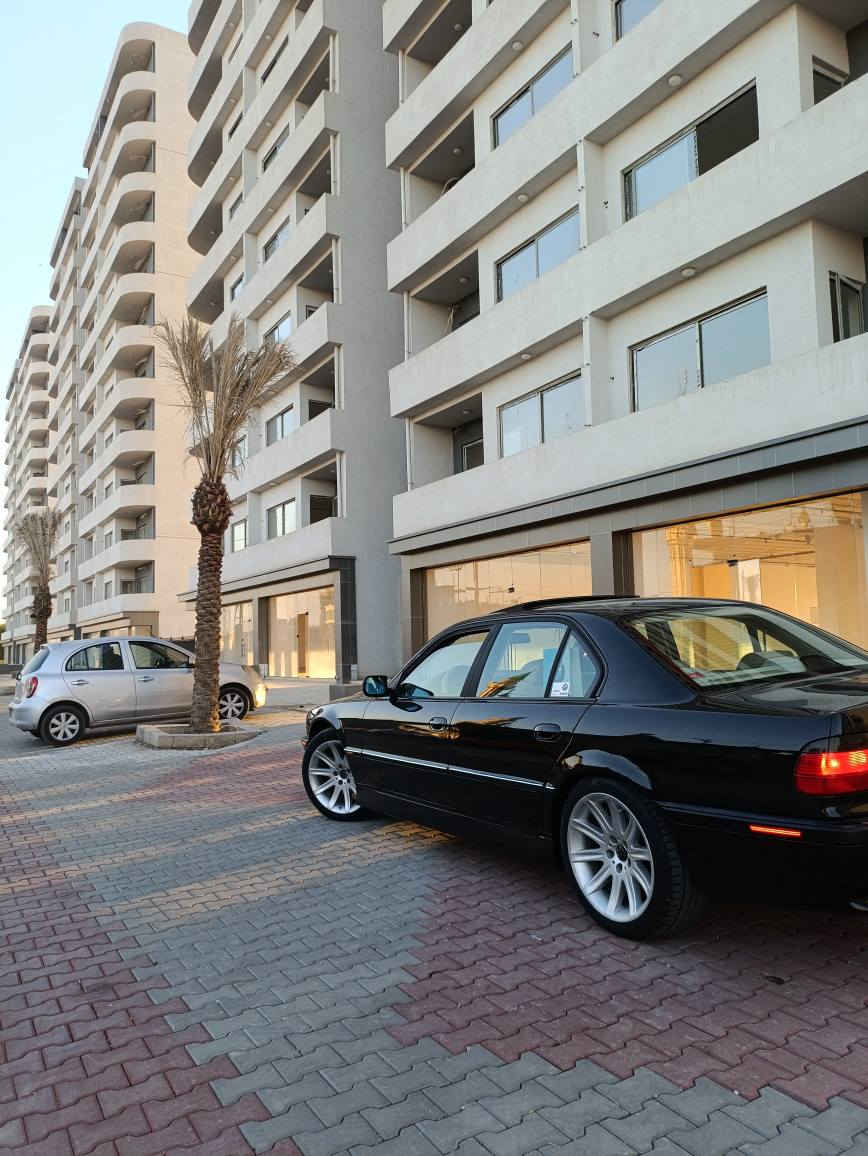 للبيع bmw e38 728  1997حجم محرك 6سلندر سيارة متعوب عليها كلشي اكو بلسوك نظافه يحكم سيارة بدون حادث صبغ للجمالية رقم سليمانية باسمي تحويل وكالة مباشر كير محرك بشرط بلكارتون سيارة داخل صحراوي تايرات جديد لايت زينون اصفر بلادي سعر 110 بي مجال قليل اذا مايعجبها اكو بلسوك ارخص تحياتي للجميع *********** كركوك, العراق
